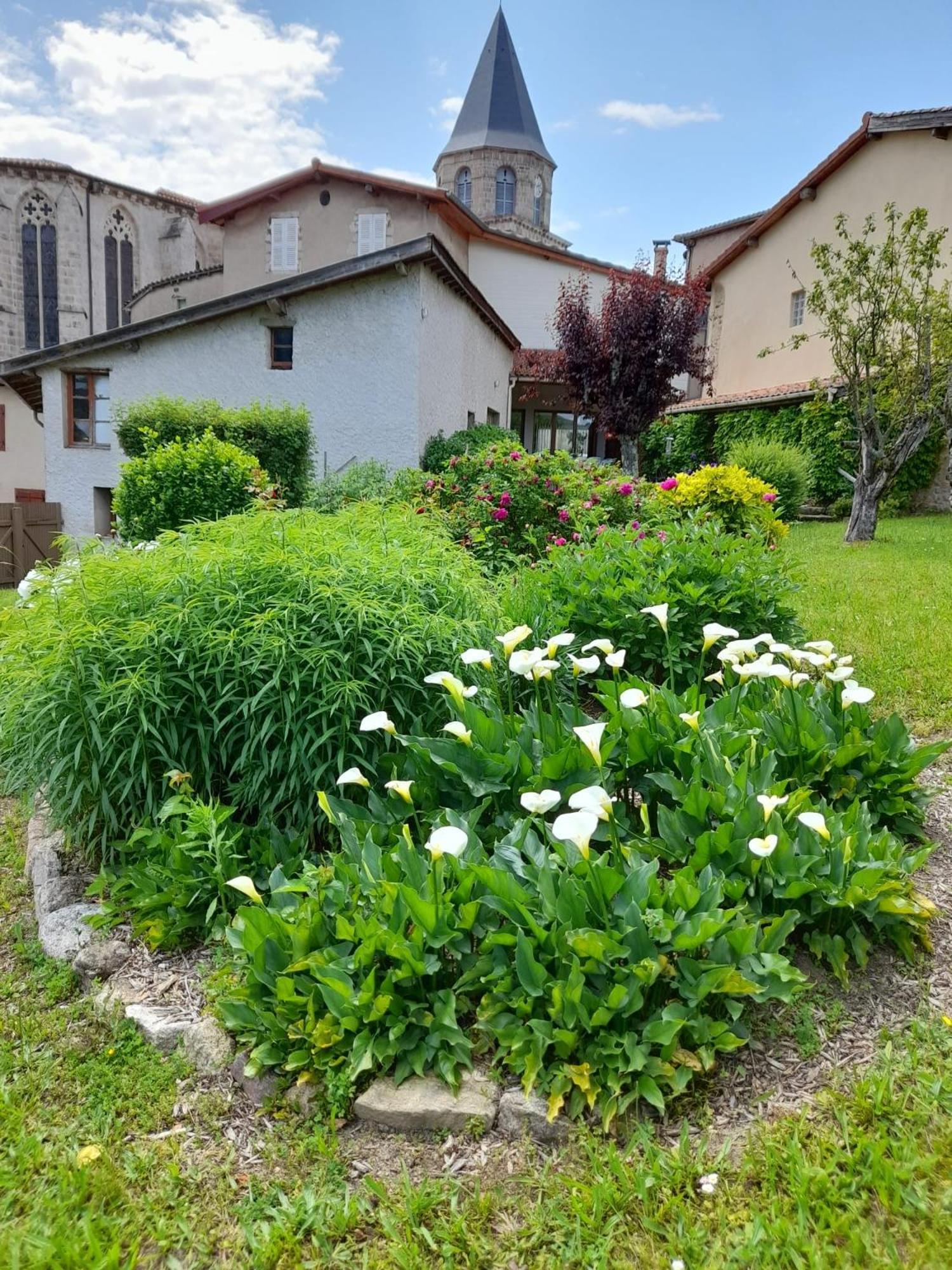 Le Jardin De Chignore Vollore-Ville Bagian luar foto